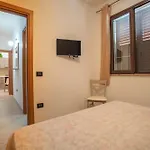 Grecale Apartamento *