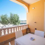 Grecale Apartamento